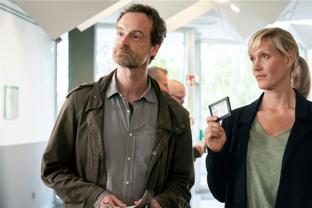Im neuen Dortmund-Tatort dreht sich fast alles um Sex Peter Faber (Jörg Hartmann) und Martina Bönisch (Anna Schudt) geben sich erst nach dem Aufreißer-Seminar als Polizisten zu erkennen.