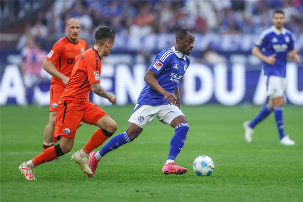 32. Spieltag, FC Schalke 04 - SC Paderborn 07