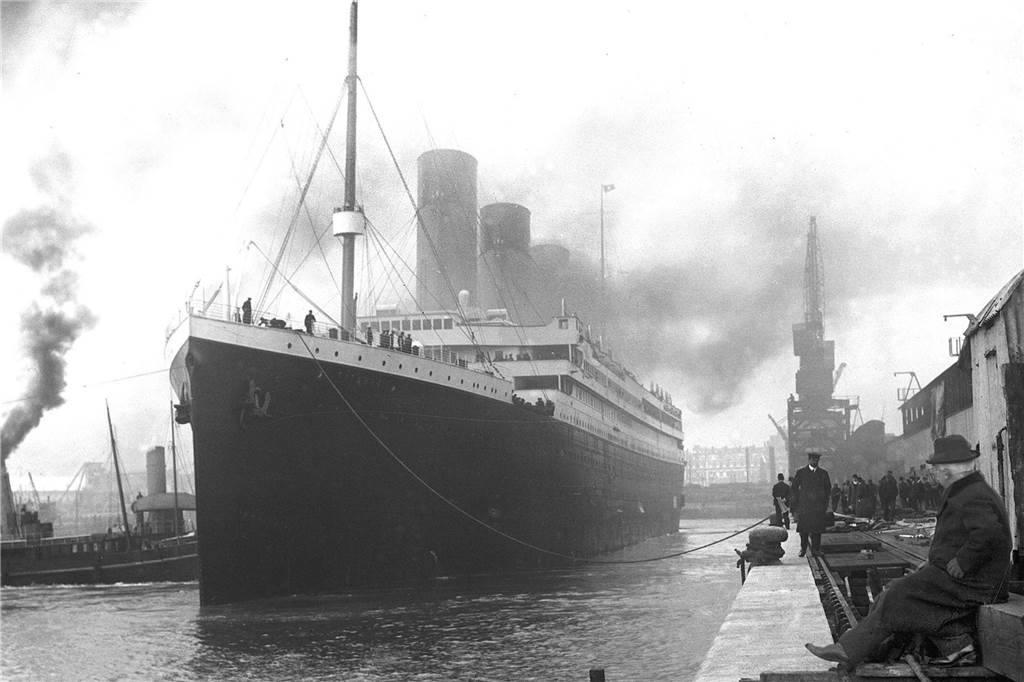 Anton Abbing: Ein unbekannter Titanic-Passagier aus dem Münsterland 10. April 1912 - Die Titanic bricht im Hafen von Southampton zu ihrer Jungfernfahrt auf. An Bord: Anton Abbing, der aus dem Münsterland stammt.