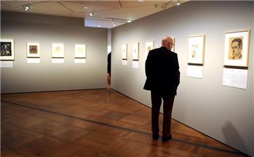 100 Bilder aus dem Holocaust werden vom 26. Januar bis 3. April gezeigt.