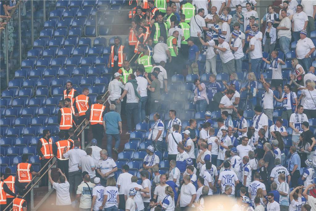 FC Schalke 04 - Hansa Rostock