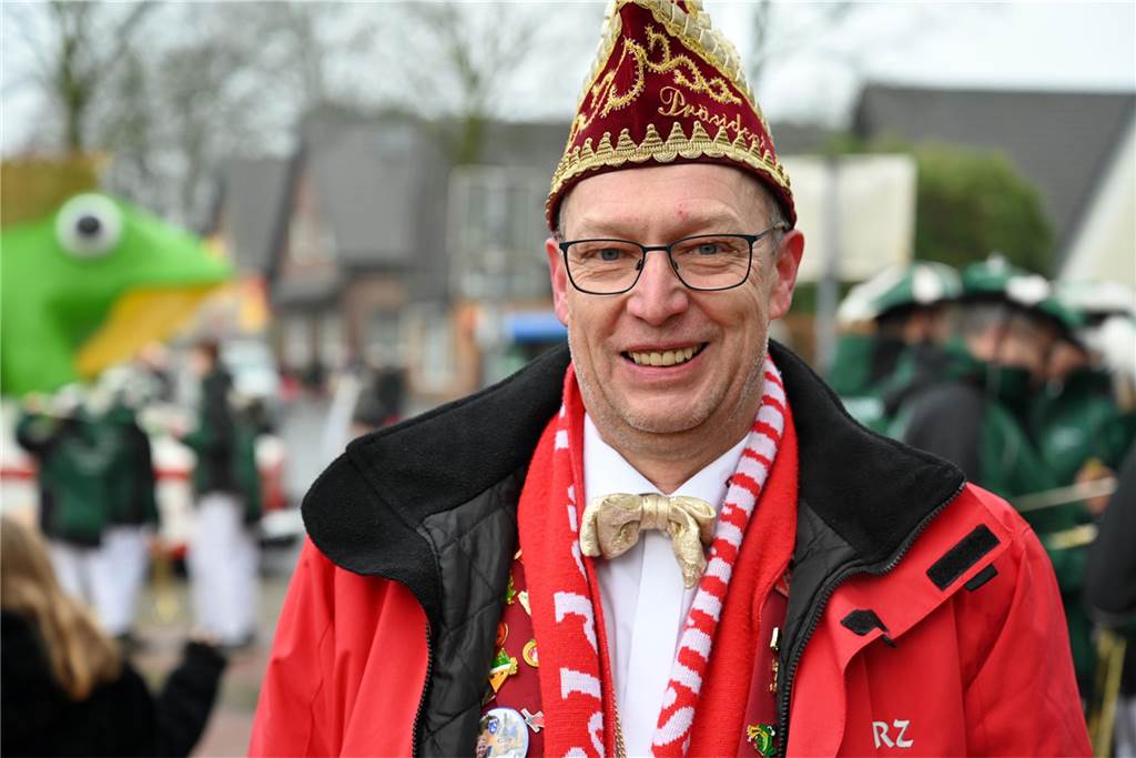 12.02.2024 - Raesfeld - Foto Bludau: Der Karnevalsumzug am Rosenmontag in Raesfeld 2024