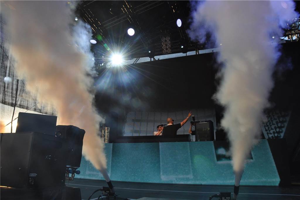 12.500 Leute feierten ausgelassen beim Sunset Beach Festival 2023 in Haltern am See.