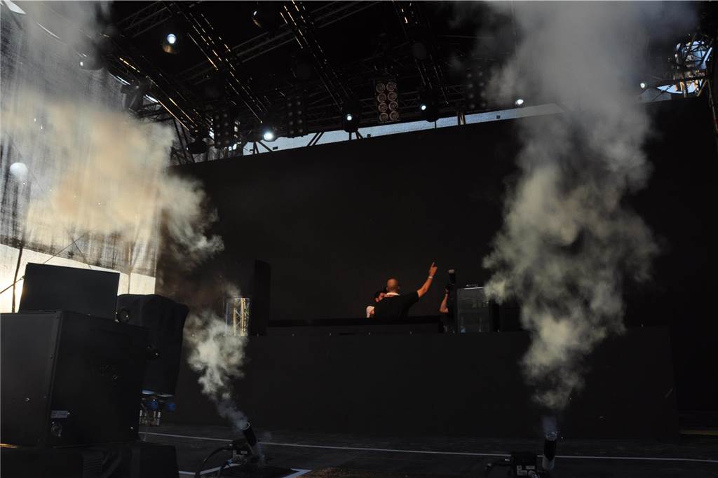 12.500 Leute feierten ausgelassen beim Sunset Beach Festival 2023 in Haltern am See.