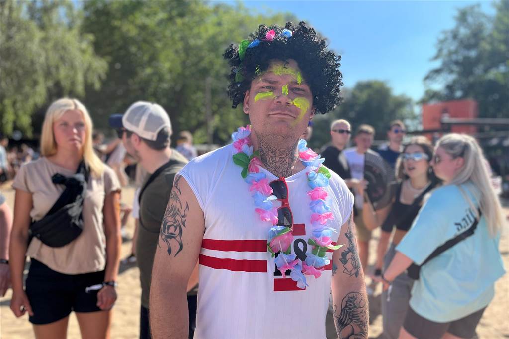 12.500 Leute feierten ausgelassen beim Sunset Beach Festival 2023 in Haltern am See.