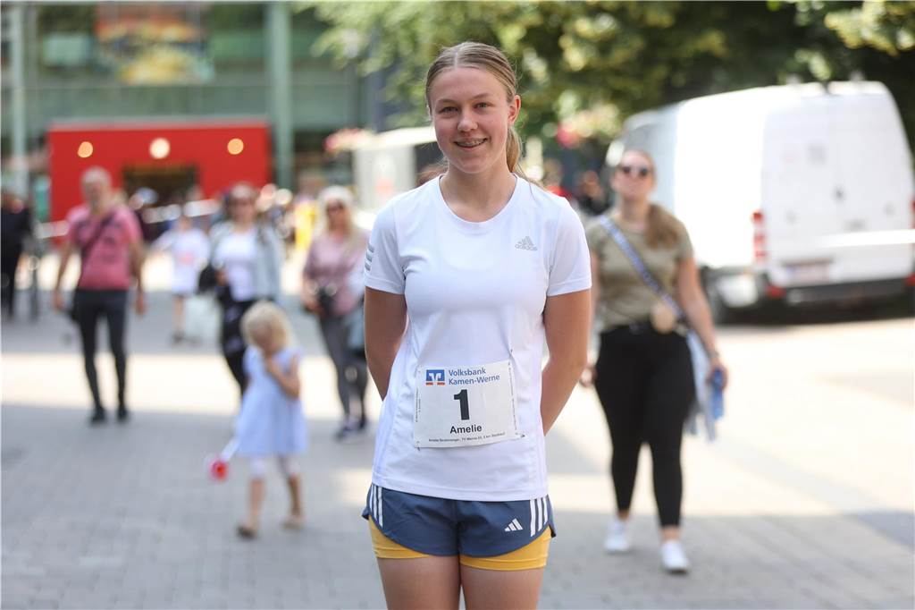1263 Läuferinnen und Läufer waren beim 22. Werner Stadtlauf über die verschiedenen Distanzen gemeldet. David Schafflick (Running Crew Münster) holte sich den Sieg über die Fünf- und Zehn-Kilometer-Distanz.