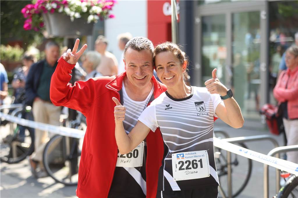1263 Läuferinnen und Läufer waren beim 22. Werner Stadtlauf über die verschiedenen Distanzen gemeldet. David Schafflick (Running Crew Münster) holte sich den Sieg über die Fünf- und Zehn-Kilometer-Distanz.