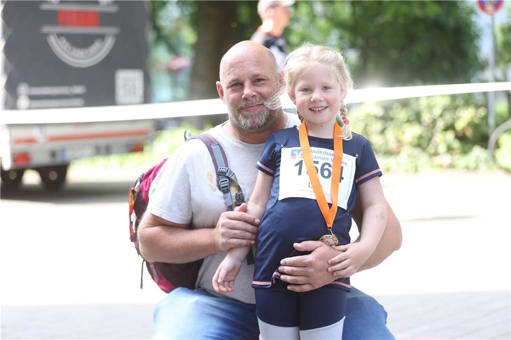 1263 Läuferinnen und Läufer waren beim 22. Werner Stadtlauf über die verschiedenen Distanzen gemeldet. David Schafflick (Running Crew Münster) holte sich den Sieg über die Fünf- und Zehn-Kilometer-Distanz.