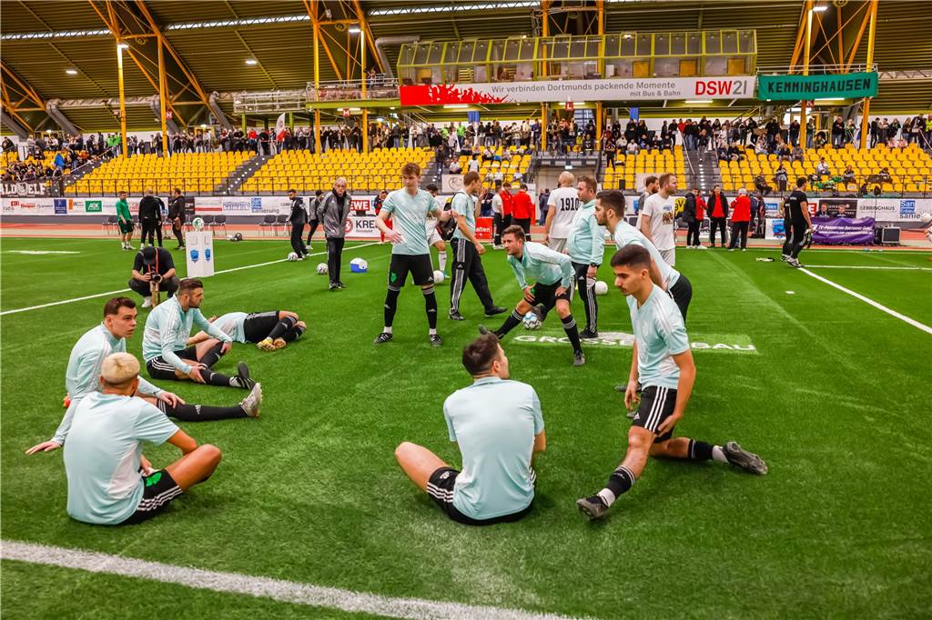 13.01.2023 Dortmund City - Feature Hoerde - Endrunde 37 ste Hallenfussball Stadtmeisterschaft in der Helmut Koernig Halle Copy Stephan Schuetze