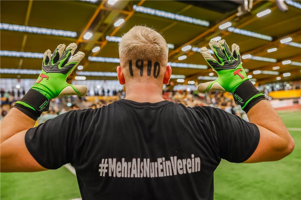 13.01.2023 Dortmund City - Feature Hoerde - Endrunde 37 ste Hallenfussball Stadtmeisterschaft in der Helmut Koernig Halle Copy Stephan Schuetze