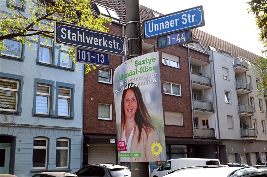 Dortmunds Viertel der Nichtwähler: „Ich glaube nicht daran“
18 Stimmen konnte die Grünen-Kandidatin Saziye Altundal-Köse im Gebiet rund um die Stahlwerkstraße für sich verbuchen. Das entsprach einem Stimmenanteil von immerhin 17.14 Prozent.