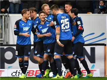 1899 Hoffenheim ist weiter im Rennen um die Europapokalplätze. Foto: Uwe Anspach