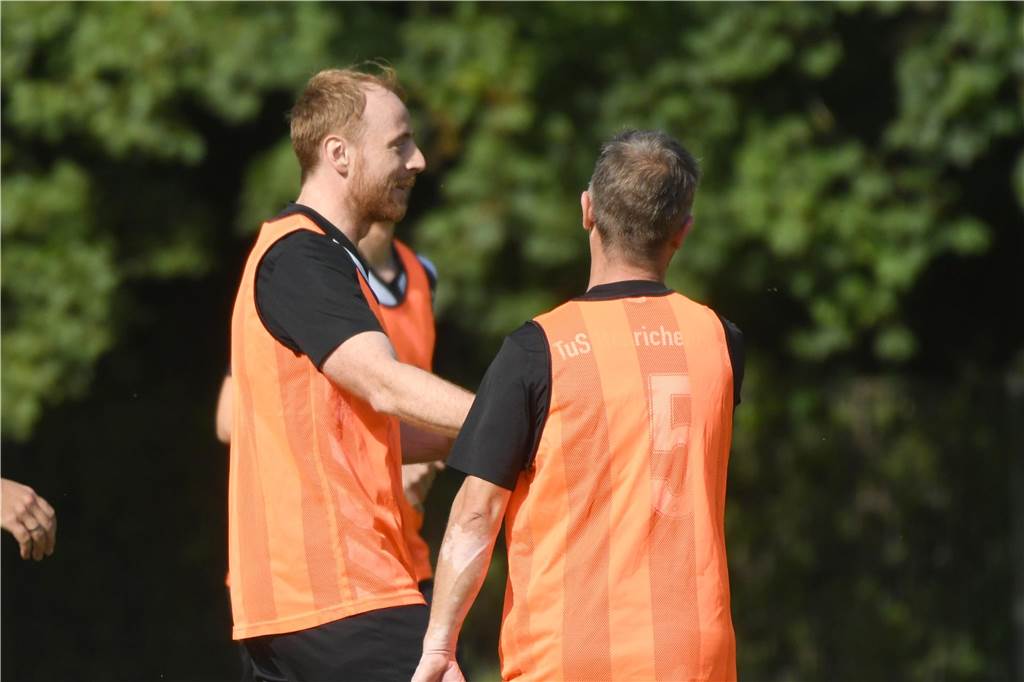 19 Fotos: Neuer Tabellendritter der Kreisliga C3 ist der TuS Henrichenburg III nach dem 2:0 gegen Preußen Hochlarmark II.