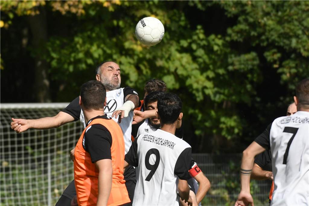 19 Fotos: Neuer Tabellendritter der Kreisliga C3 ist der TuS Henrichenburg III nach dem 2:0 gegen Preußen Hochlarmark II.