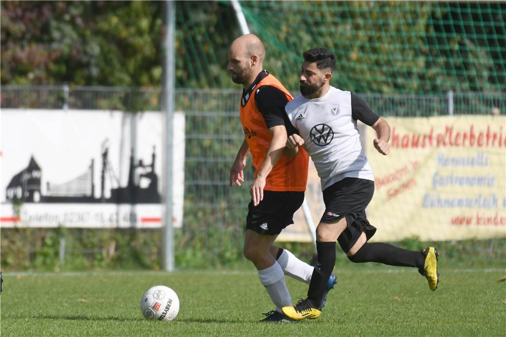 19 Fotos: Neuer Tabellendritter der Kreisliga C3 ist der TuS Henrichenburg III nach dem 2:0 gegen Preußen Hochlarmark II.