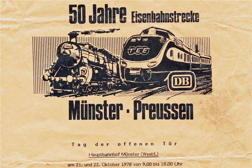 Ein Plakat zum Tag der offenen Tür anlässlich des 50-jährigen Streckenjubiläums.