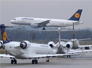 2007 beförderte die Lufthansa so viele Passagiere wie noch nie.