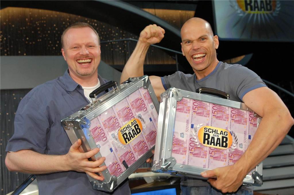 2007 gewann Peter Dietrich (r.) bereits eine Million in der Show „Schlag den Raab“. Er sei danach hier und da schon auf der Straße erkannt worden, sagt er.