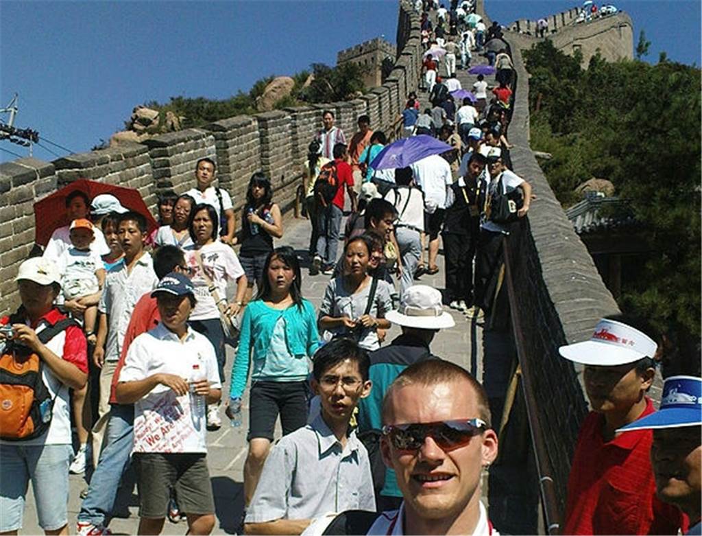 Paralympics: Für einen Habinghorster droht der Tokio-Traum 2020 zu platzen 2008 besuchte André Bienek während der Paralympics in Peking die Chinesische Mauer.