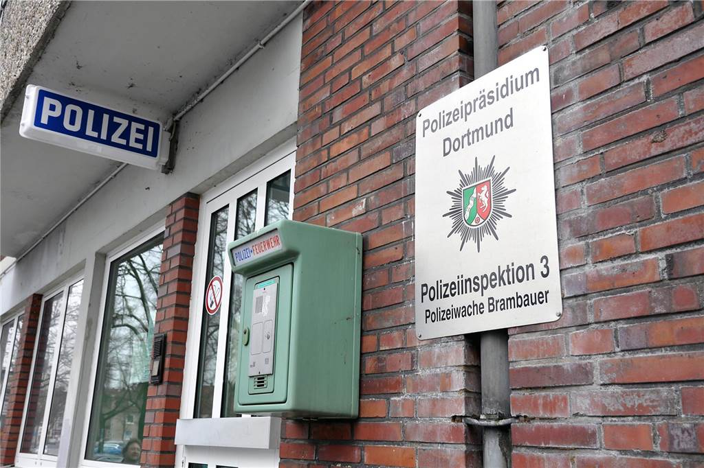 Schließung der Polizeiwache Brambauer: Gründe und Sorgen der Bürger Ehemalige Polizeiwache in Brambauer