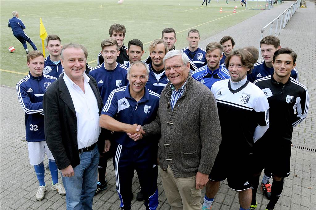 Ehemaliger Schwerter Trainer vermisst das Bierchen danach 2014 übernahm Jörg Silberbach die Verantwortung für das Bezirksliga-Team des VfL Schwerte.