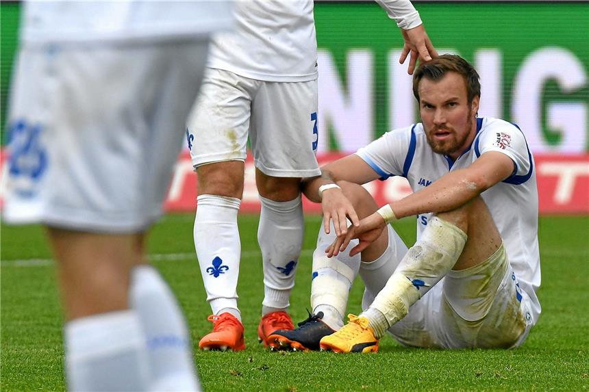 Ein Weltmeister von 2014 auf dem Abstellgleis 2014 war Kevin Großkreutz noch Weltmeister, jetzt wurde er bei Fast-Zweitligaabsteiger Darmstadt 98 aussortiert.