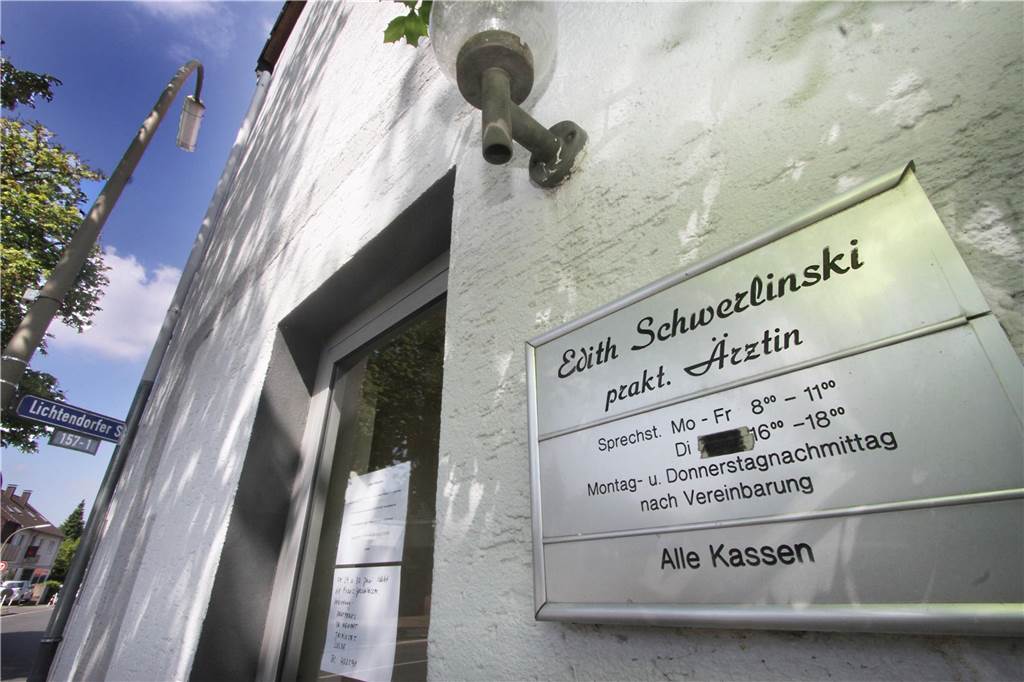 Verzweifelter Kampf für einen Hausarzt – 300 Unterschriften übergeben Hausarztpraxis in Lichtendorf und Sölderholz