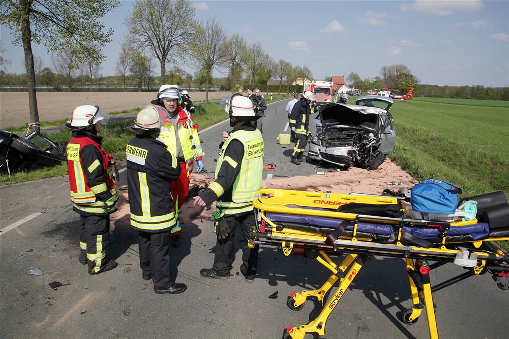 Anlieger der Münsterstraße: „Wenn Reifen quietschen, wissen wir Bescheid“ 2016 kam es an an der Münsterstraße Ecke Oststraße einmal mehr zu einem schlimmen Unfall: Eine Frau, achtzehn Jahre alt aus Dortmund, starb noch am Unfallort.