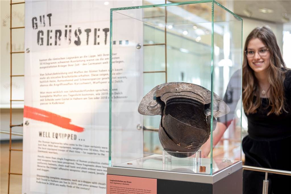 Ausflugstipps für Castrop-Rauxeler Familien an den Ostertagen 2022 2017 entdeckten LWL-Archäologen am Westtor des Hauptlagers von Haltern einen ganz besonderen Fund: zwei ineinandersteckende Legionärshelme.