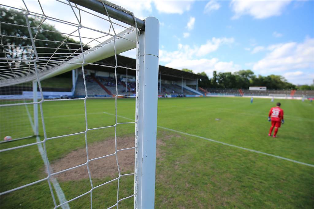 Endspiel 2020: Obercastrop verliert gegen DSC Wanne im Elfmeterschießen 2017 war das Stadion von Westfalia Herne der Schauplatz des Kreispokal-Endspiels: Hier unterlag Wacker Obercastrop erst im Elfmeterschießen den Hernern.