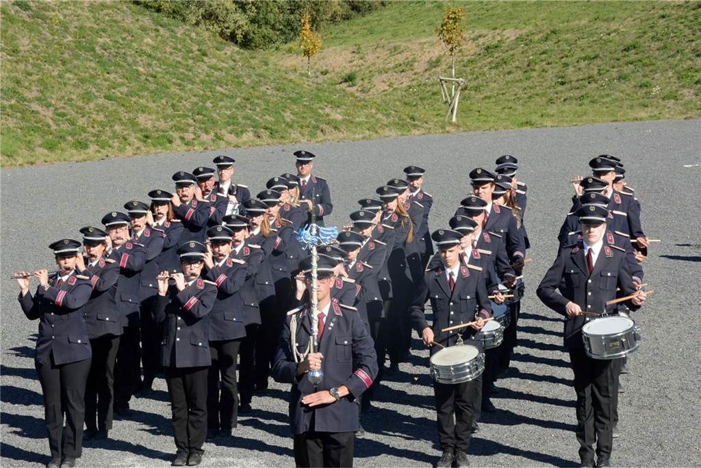 Festplatz endlich mit Festen? Politik in Dorsten bringt Stein ins Rollen Marschierende Musiker.