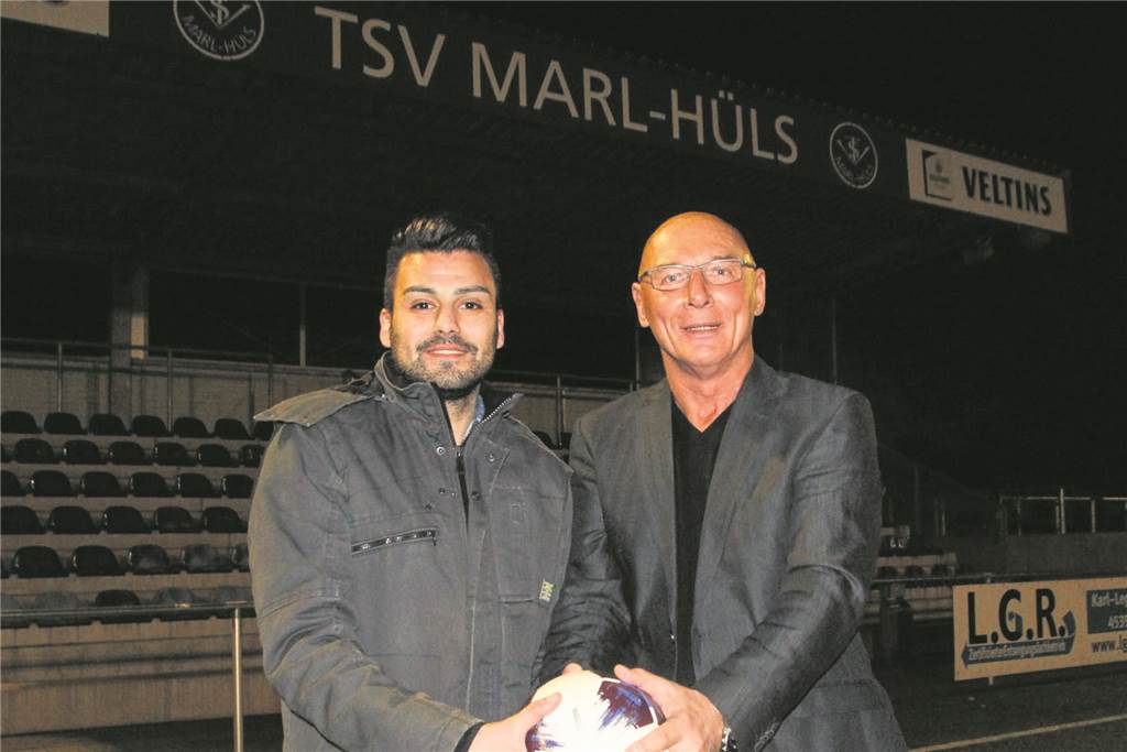 TSV Marl-Hüls findet Interimslösung: Ex-Profi übernimmt bei B-Ligist 2018 war Ozan Yilmaz (l.) zum zweiten Mal beim TSV Marl-Hüls, als spielender Co-Trainer von Werner Kasper.