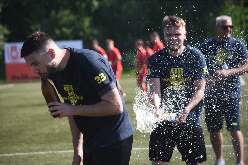 Historische Herbstmeister: Kamener Dominanz in der Kreisliga A2 2021/22 holte der Kamener SC nach der Herbstmeisterschaft auch den Titel. Der Aufstieg blieb der Mannschaft allerdings verwehrt.