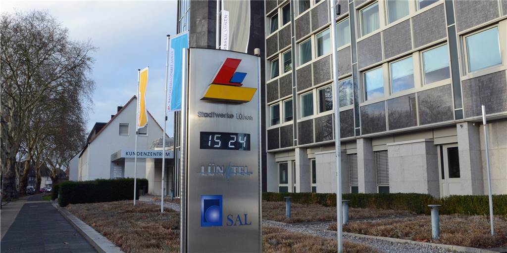 Wegfall der EEG-Umlage gleicht Strompreiserhöhungen in Lünen kaum aus 2022 ist der Stromtarif der Stadtwerke dreimal gestiegen: Im Januar, April und ab 1. Juni erneut. Ab 1. Juli fällt die EEG-Umlage weg. Günstiger wird der Strom dadurch allerdings nur nominell.