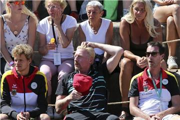 2:1 führt die Davis-Cup-Auswahl von Chefberater Boris Becker. Foto: Armando Franca