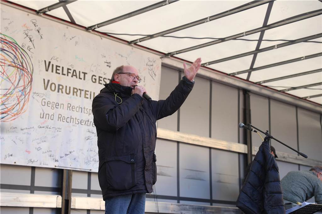 2500 Teilnehmerinnen und Teilnehmer setzten bei der Demo in Lünen am Samstag (27.1.) ein Zeichen gegen Rechts.