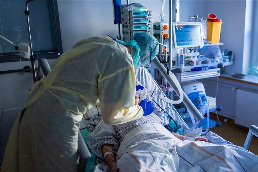 So viele Corona-Patienten in Dortmunds Kliniken wie noch nie in 2021 30 Corona-Patienten werden aktuell in Dortmunds Krankenhäusern beatmet. (Symbolbild)