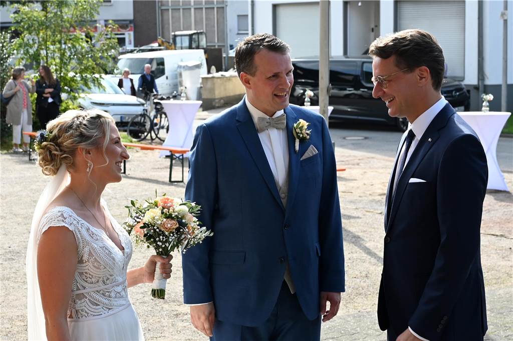 30.09.2023 Dorsten - Hochzeit - Kirchliche Trauung Tobias und Monika in der St. Matthäus Kirche Wulfen