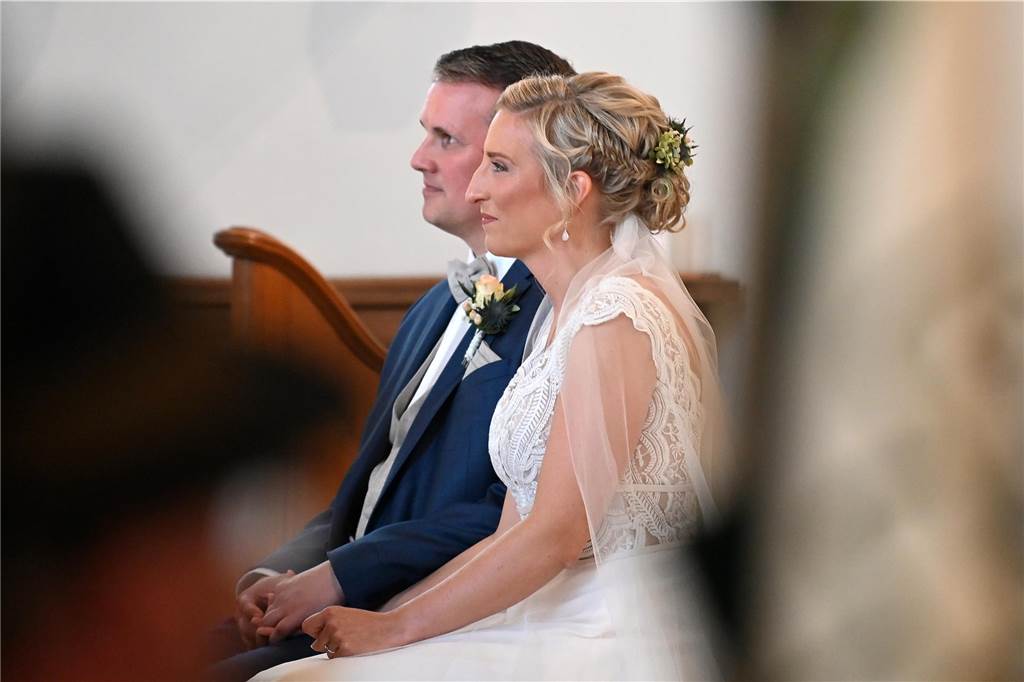 30.09.2023 Dorsten - Hochzeit - Kirchliche Trauung Tobias und Monika in der St. Matthäus Kirche Wulfen
