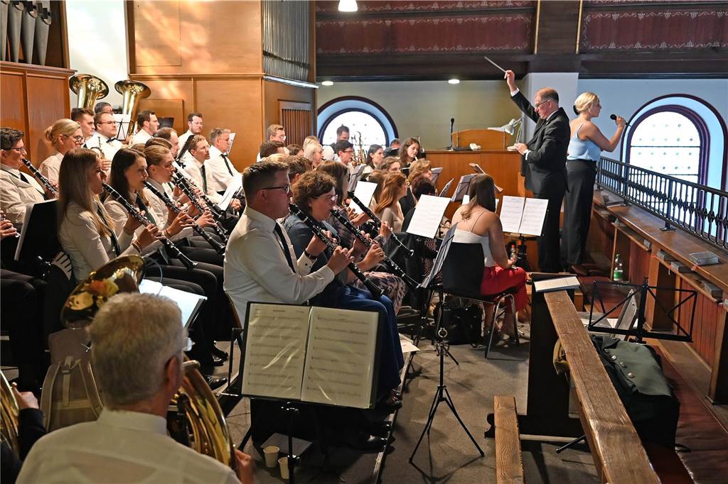 30.09.2023 Dorsten - Hochzeit - Kirchliche Trauung Tobias und Monika in der St. Matthäus Kirche Wulfen