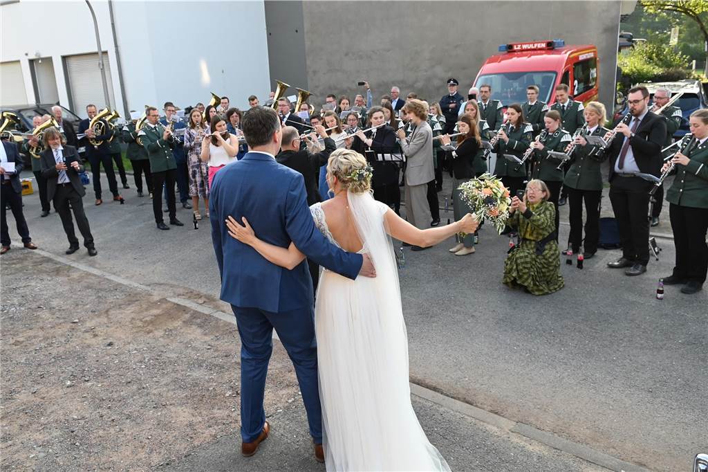 30.09.2023 Dorsten - Hochzeit - Kirchliche Trauung Tobias und Monika in der St. Matthäus Kirche Wulfen