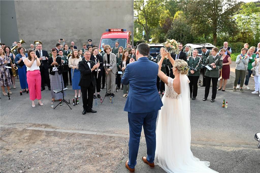 30.09.2023 Dorsten - Hochzeit - Kirchliche Trauung Tobias und Monika in der St. Matthäus Kirche Wulfen