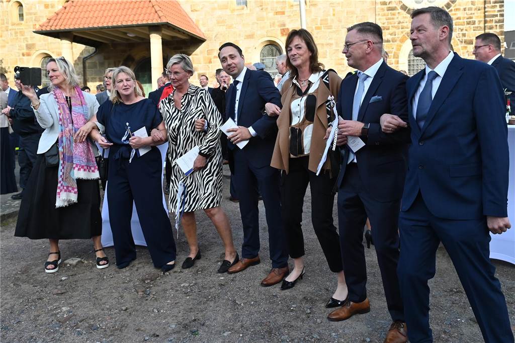 30.09.2023 Dorsten - Hochzeit - Kirchliche Trauung Tobias und Monika in der St. Matthäus Kirche Wulfen