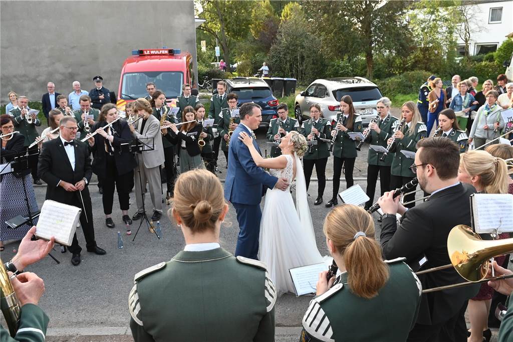 30.09.2023 Dorsten - Hochzeit - Kirchliche Trauung Tobias und Monika in der St. Matthäus Kirche Wulfen