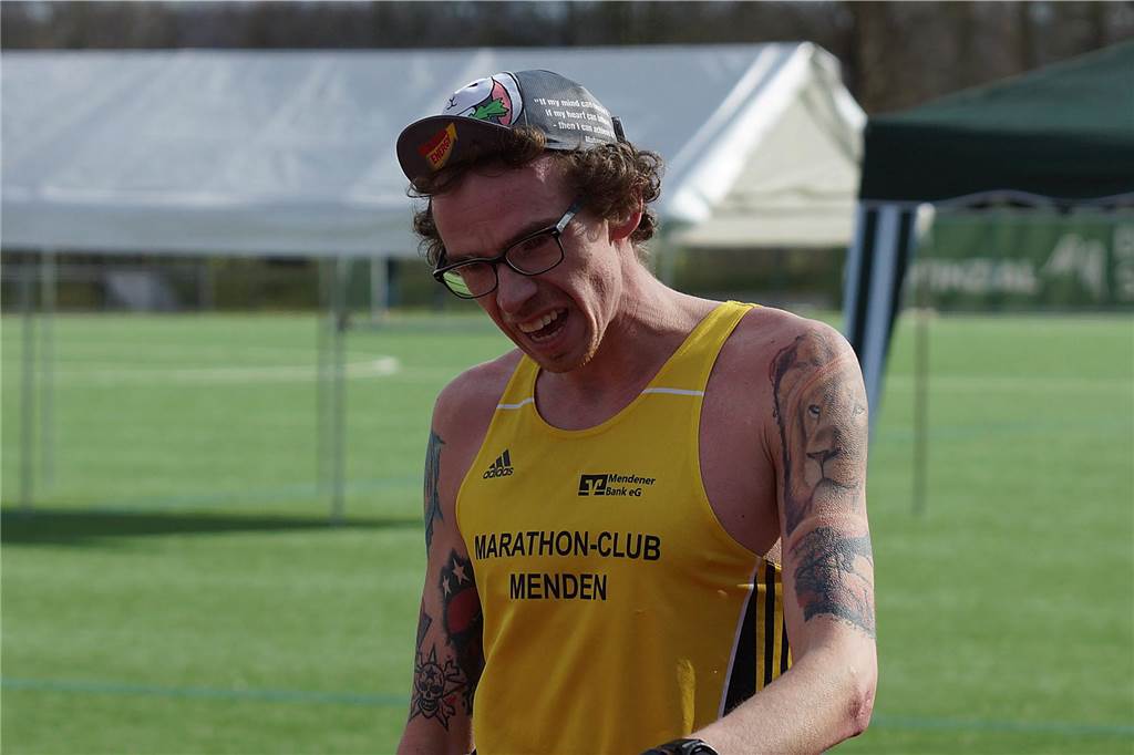 5 km-Lauf Sieger Dirk Große (MC Menden) in 16:28 Min.
