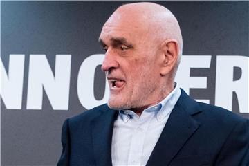 50+1-Regel: Martin Kind kritisiert die DFL. Foto: Peter Steffen