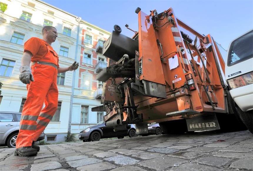 Weniger Biomüll, mehr Altmetall im Kreis Coesfeld 507 Kilogramm Haushaltsmüll produzierte im Schnitt jeder Bürger im Kreis Coesfeld im Jahr 2015.