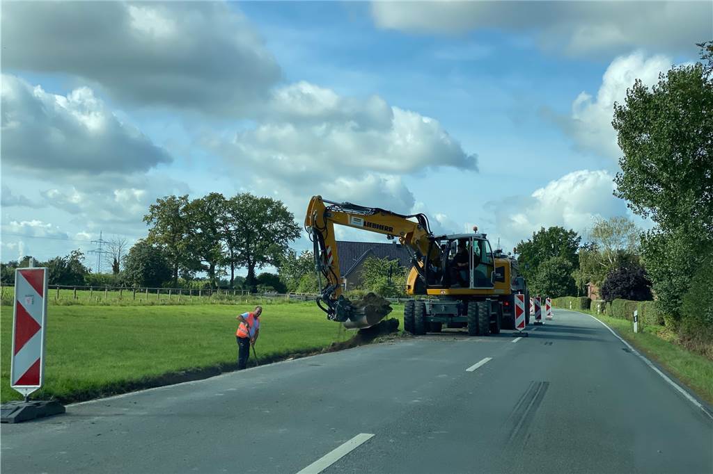 Arbeiten am Radweg von Herbern nach Mersch in vollem Gange 5,26 Kilometer wird der Radweg zwischen Mersch und Herbern lang werden und entlang der Merschstraße führen.