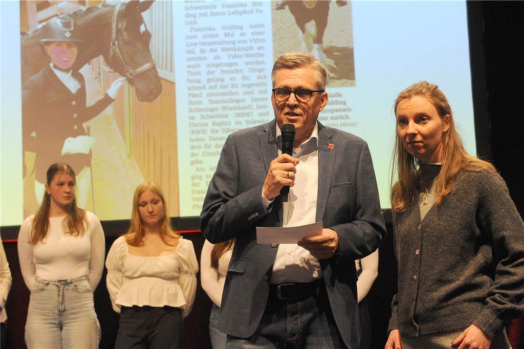 58. Sportlerehrung der Stadt Schwerte zum Durchklicken: 74 Fotos aus dem Freischütz 58. Sportlerehrung der Stadt Schwerte.