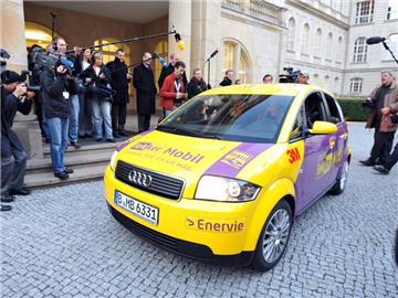 600 Kilometern ohne aufladen: Mit diesem Elektroauto wurde der Weltrekord geschafft. (Bild: dpa)